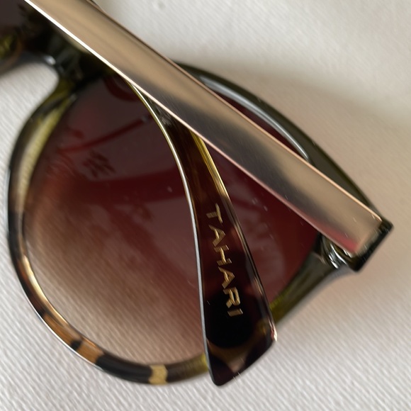 Unisex Authentic Sunglasses TAHARI 100%UV Protection. - Picture 8 of 9